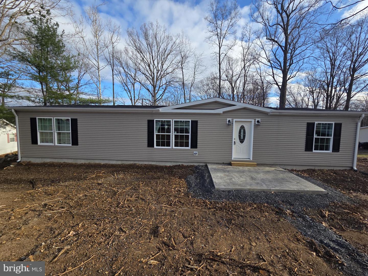 9 Hillside Drive