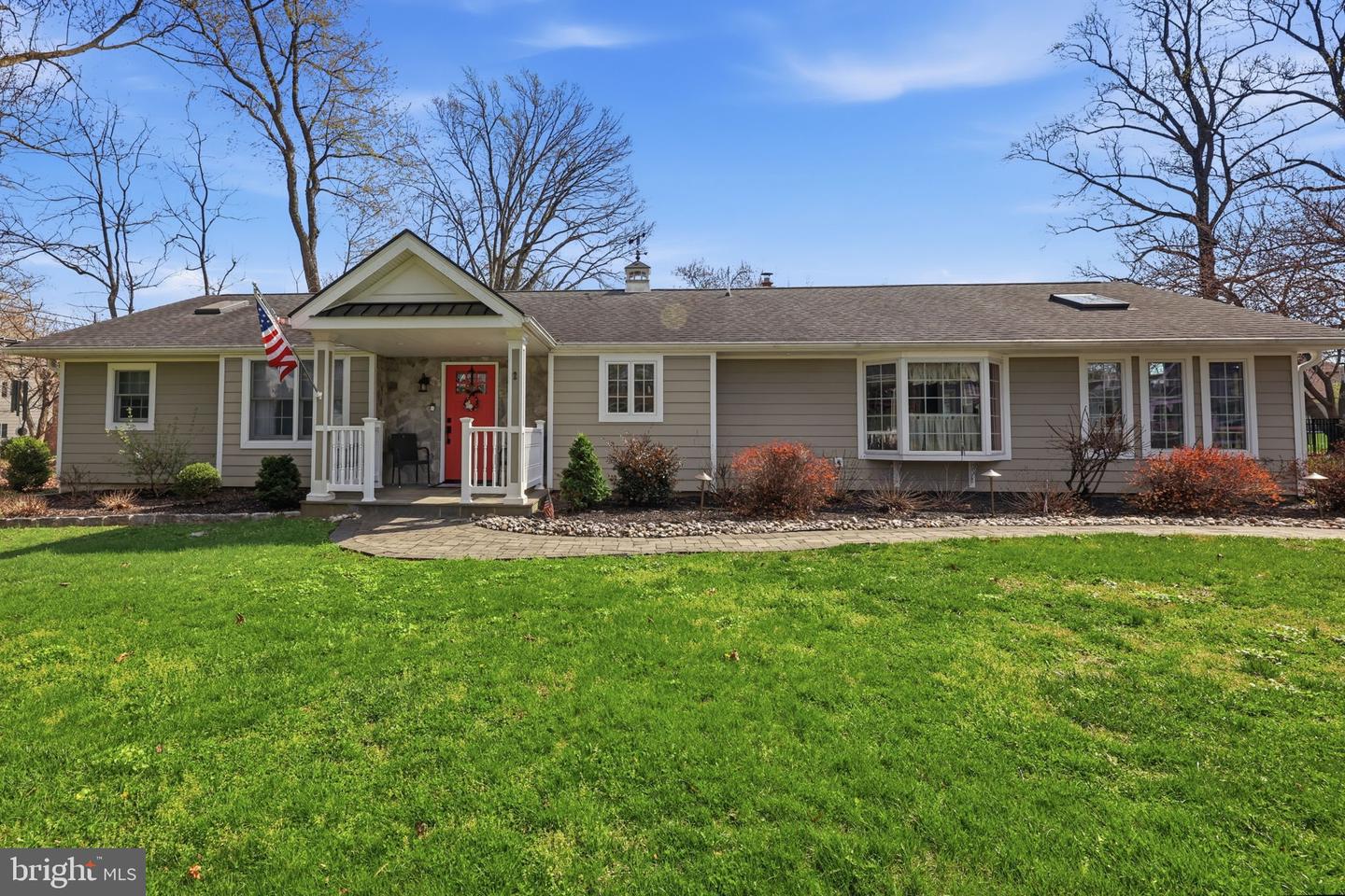 2 Simpson Drive, Yardley