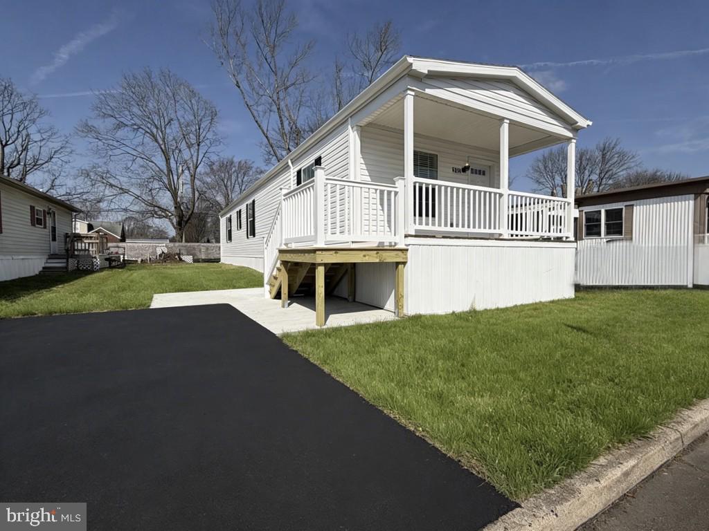 6214 Foster Drive