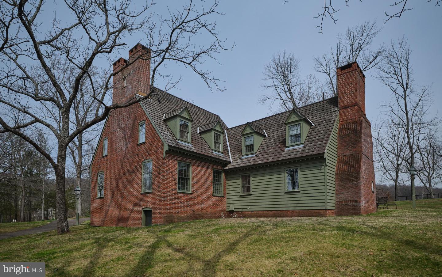 6049 Pidcock Creek Road, New Hope