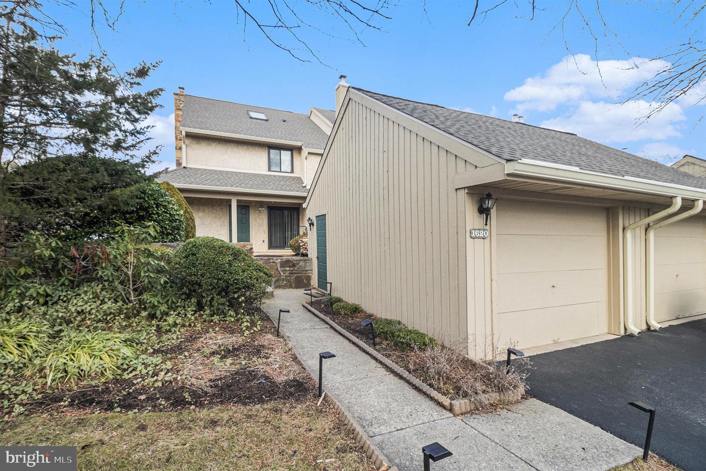 1620 Devon Court, Yardley