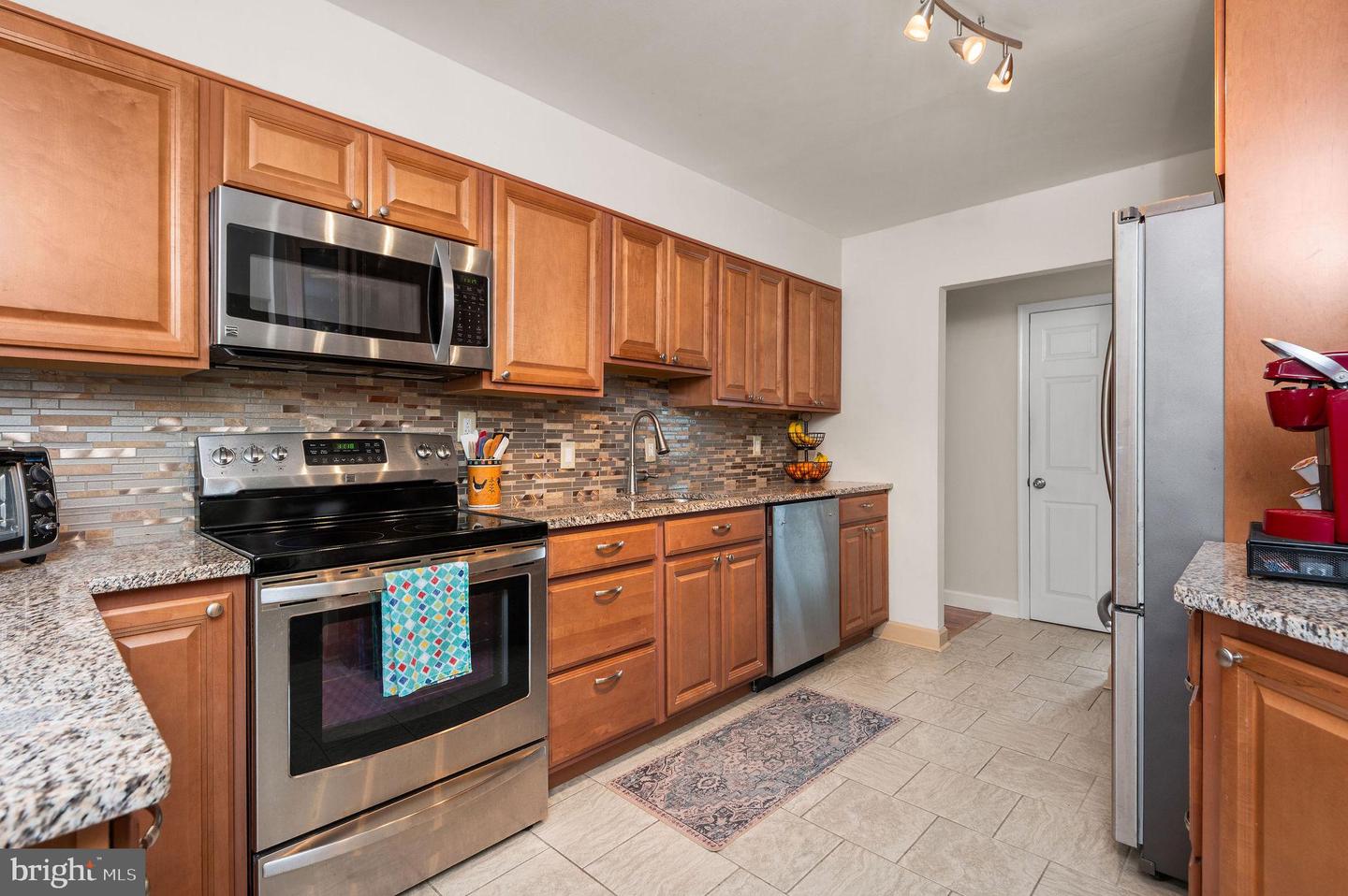 1027 Rozel Avenue, Southampton