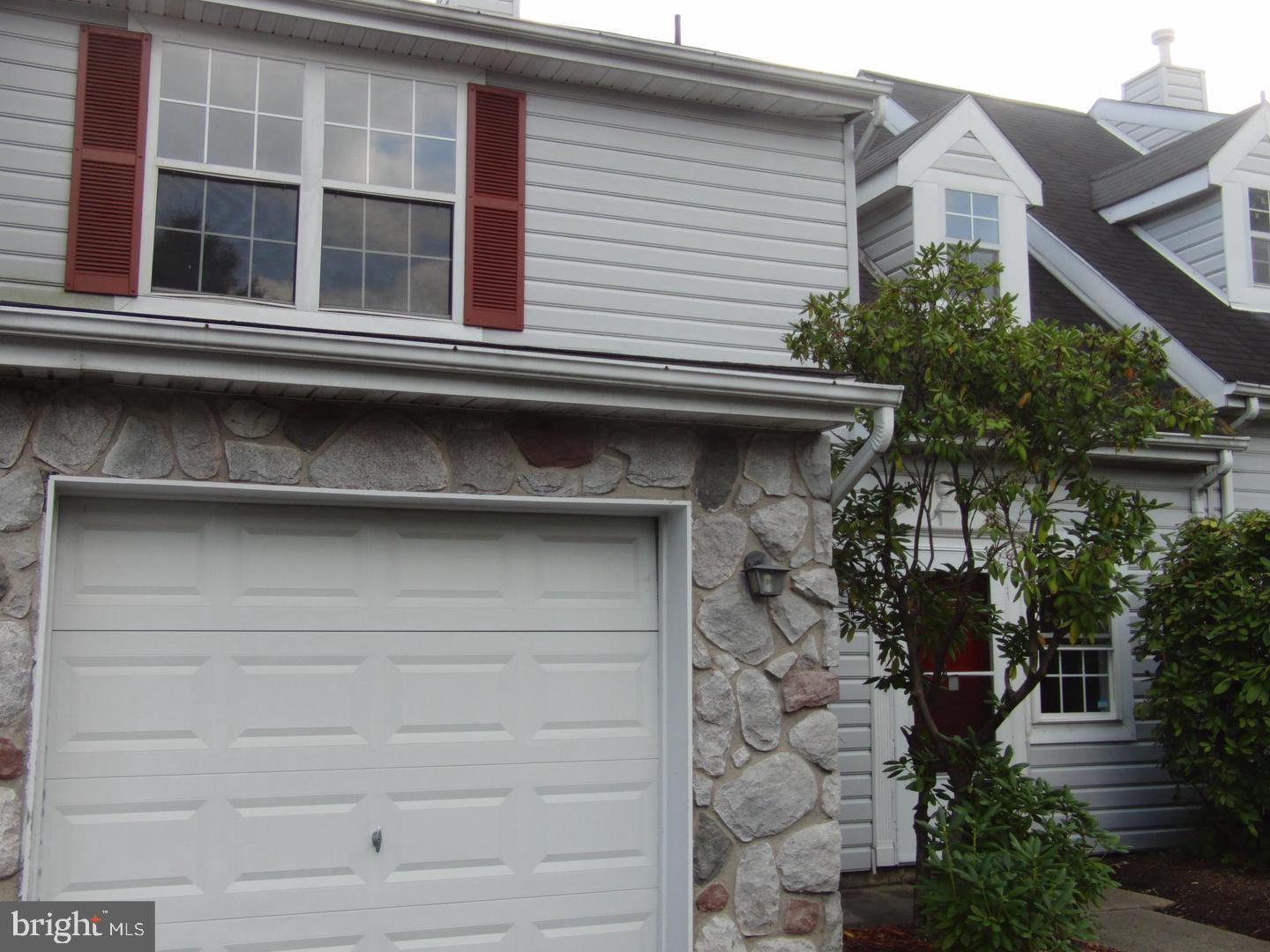 302 Independence Drive, Southampton