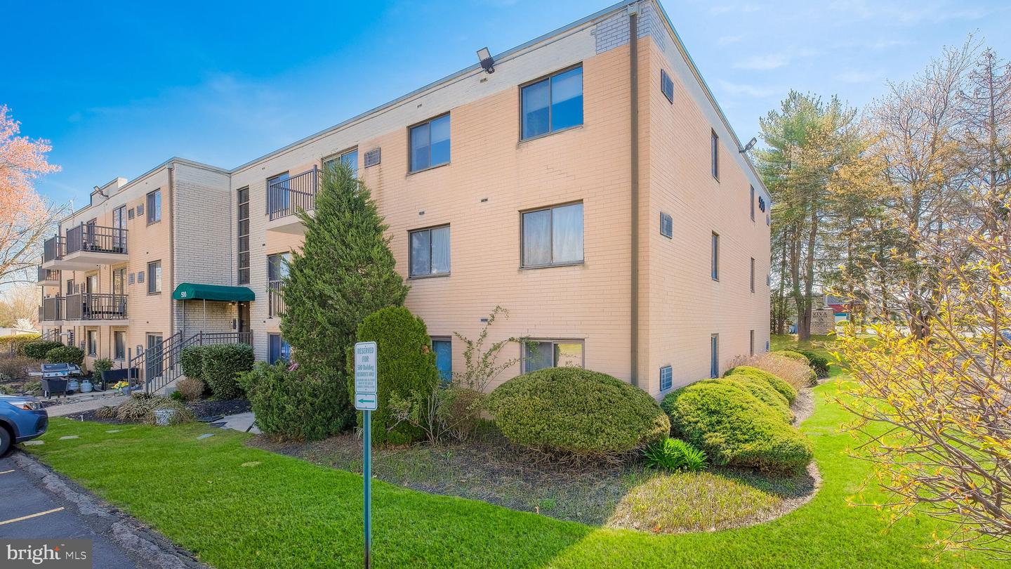 1575 W Street Road #537