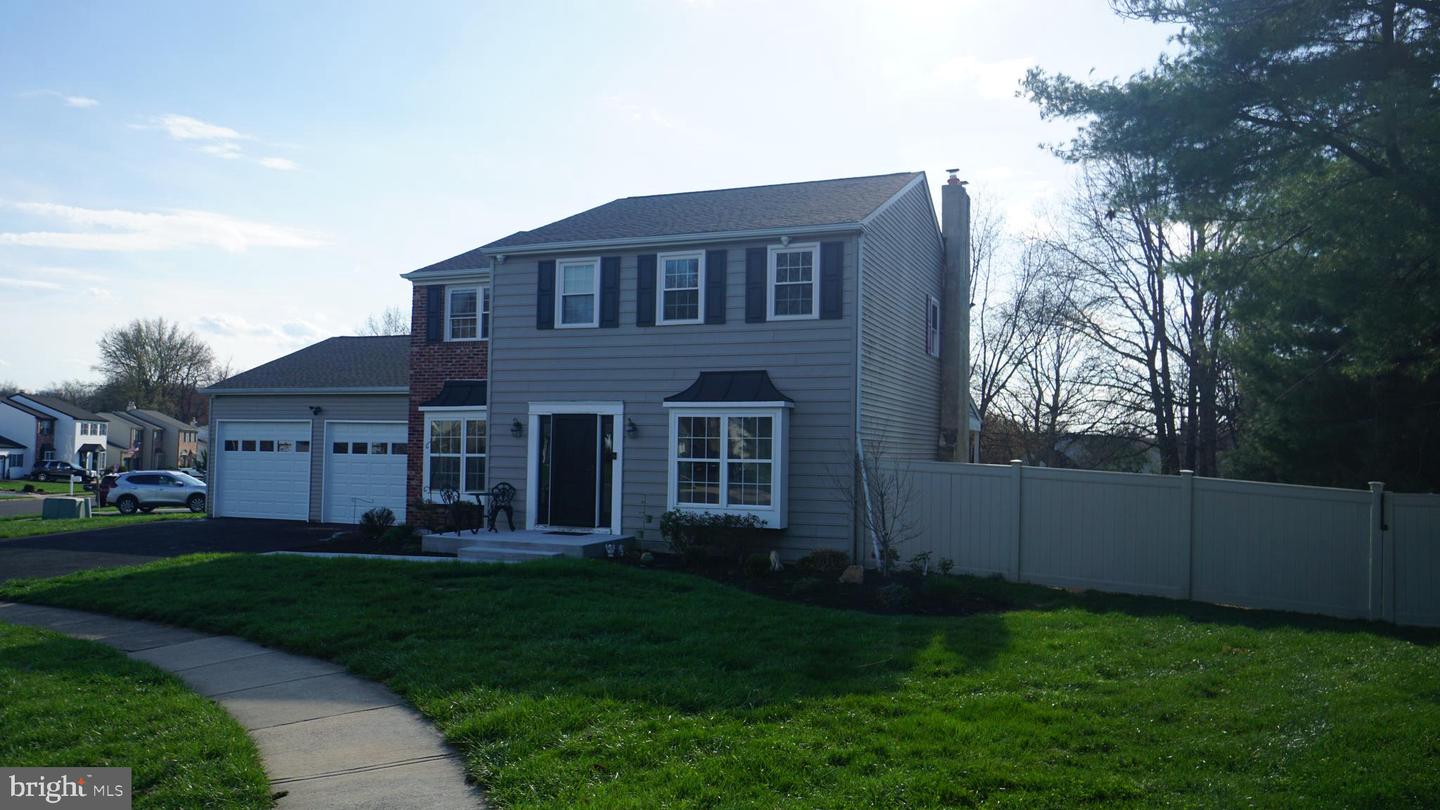 215 Durham Court, Fairless Hills