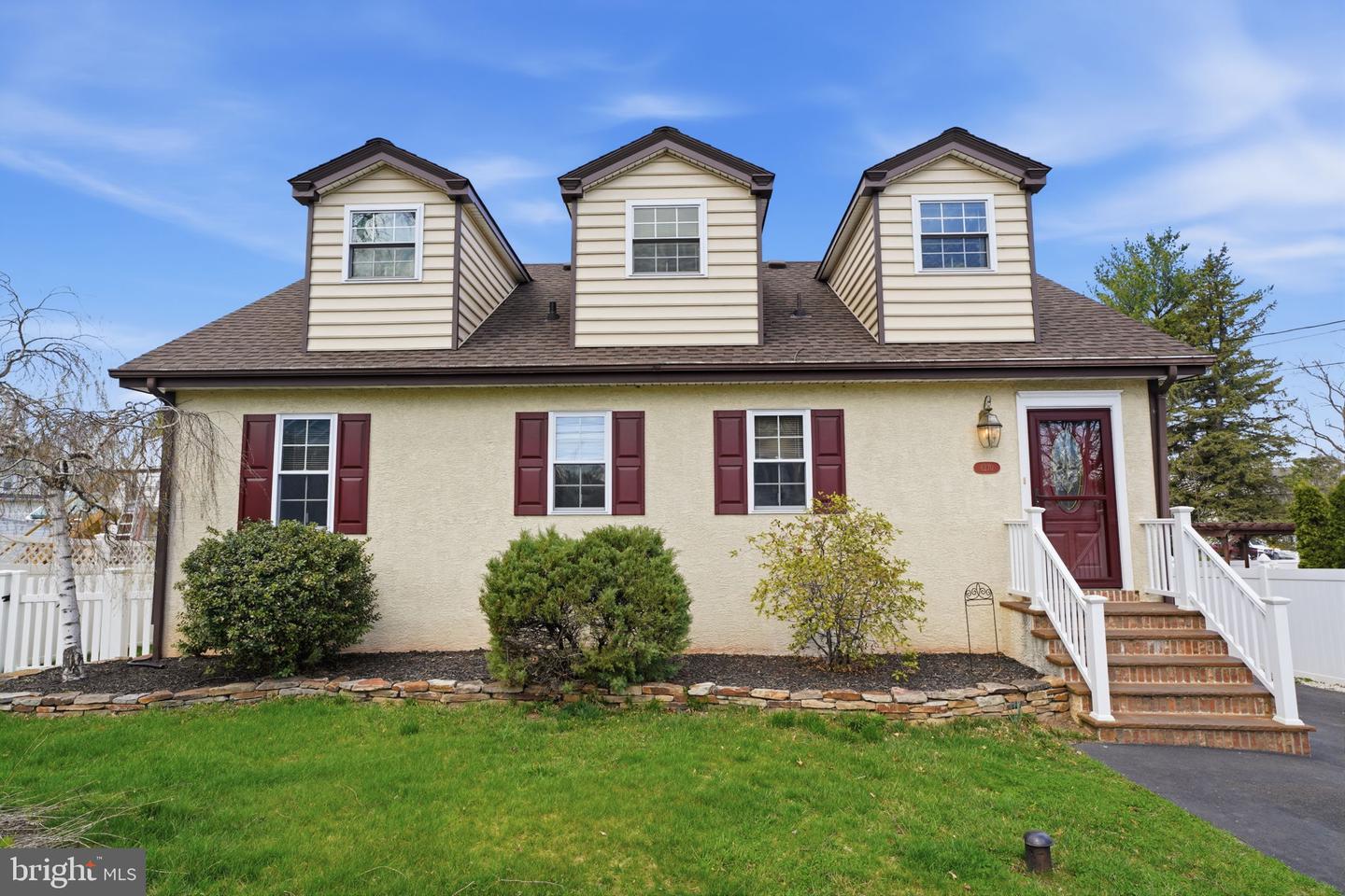 6270 Sterling Avenue, Bensalem