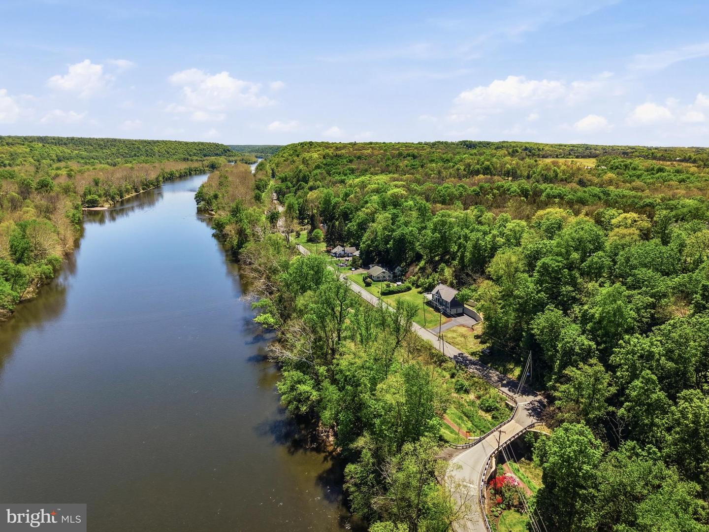 759 River Rd