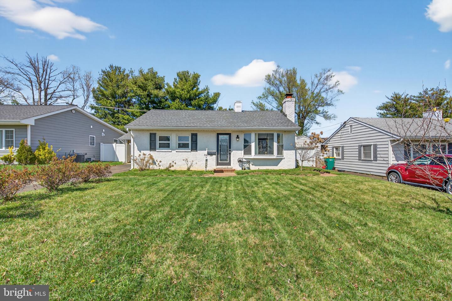 325 Austin Drive, Fairless Hills