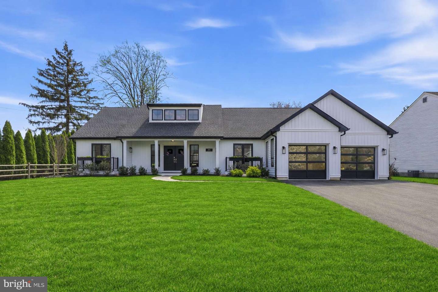 694 Countess Drive, Yardley