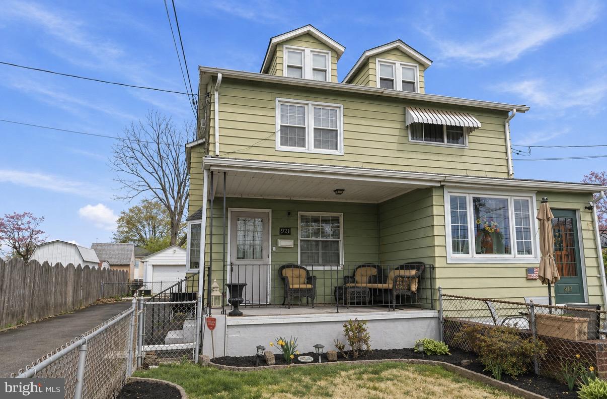 921 Simons Avenue, Bensalem