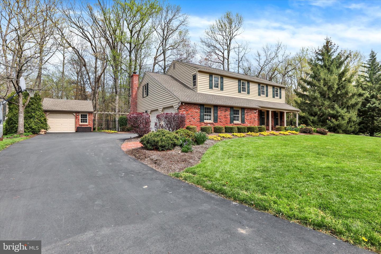 300 Robin Hood Drive, Yardley