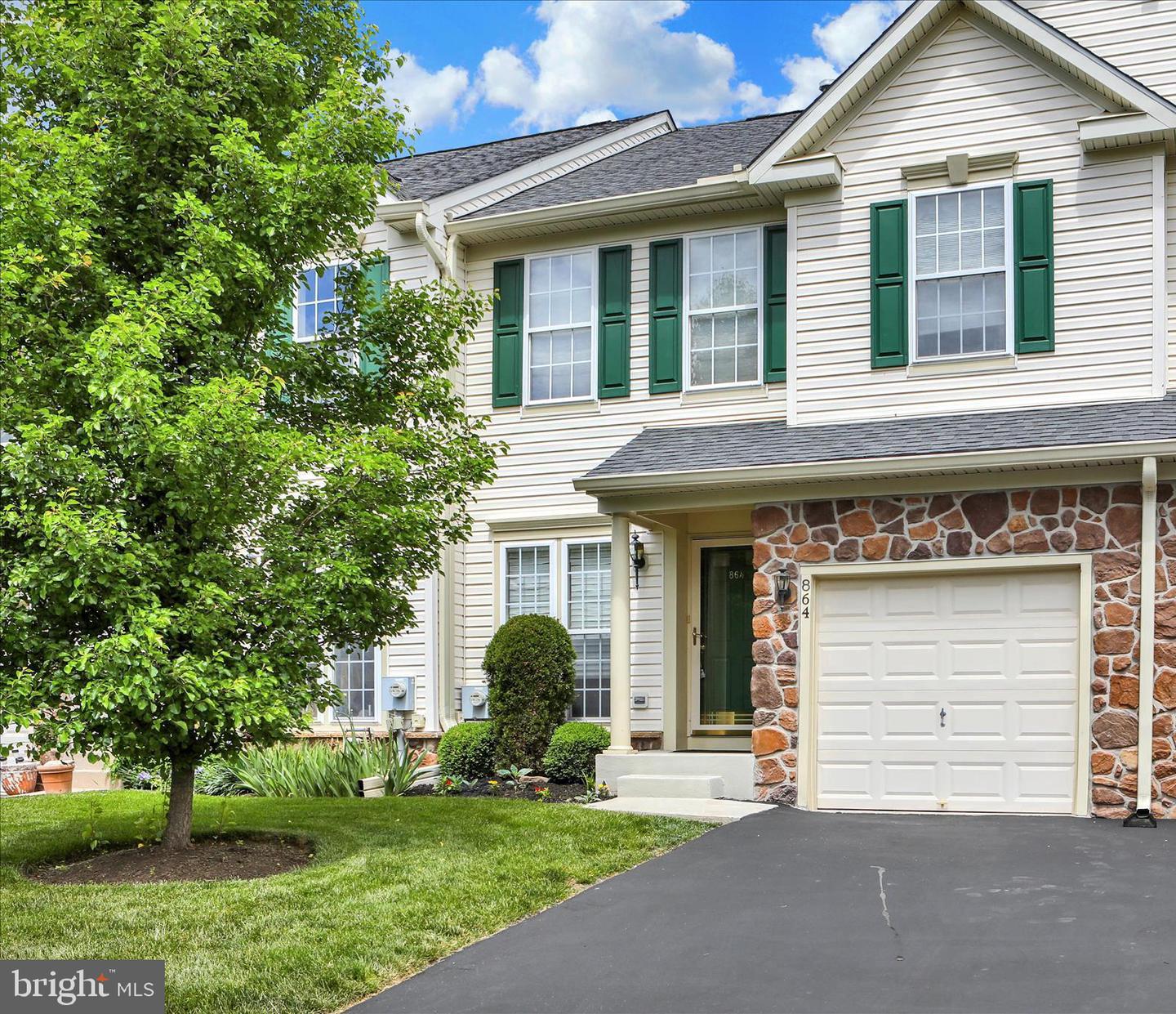 864 Geranium Drive, Warrington