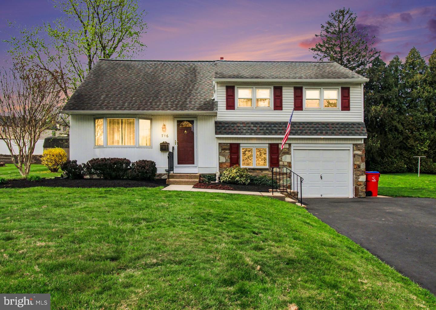 716 W Bristol Road, Warminster