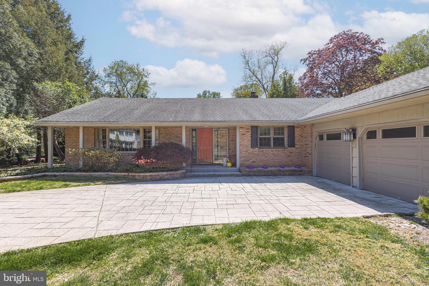 661 Nancy Road