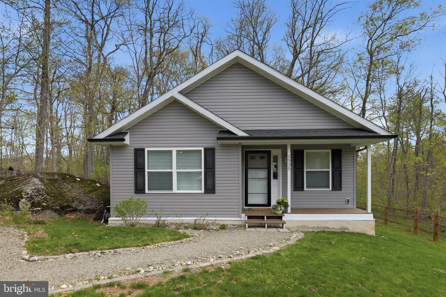 1535 Oak Lane, Upper Black Eddy