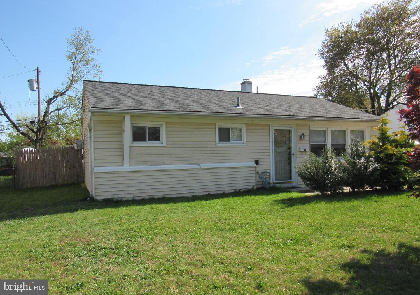 906 Spencer Drive, Croydon