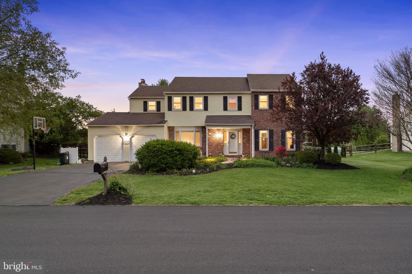 2034 Buckingham Drive, Jamison