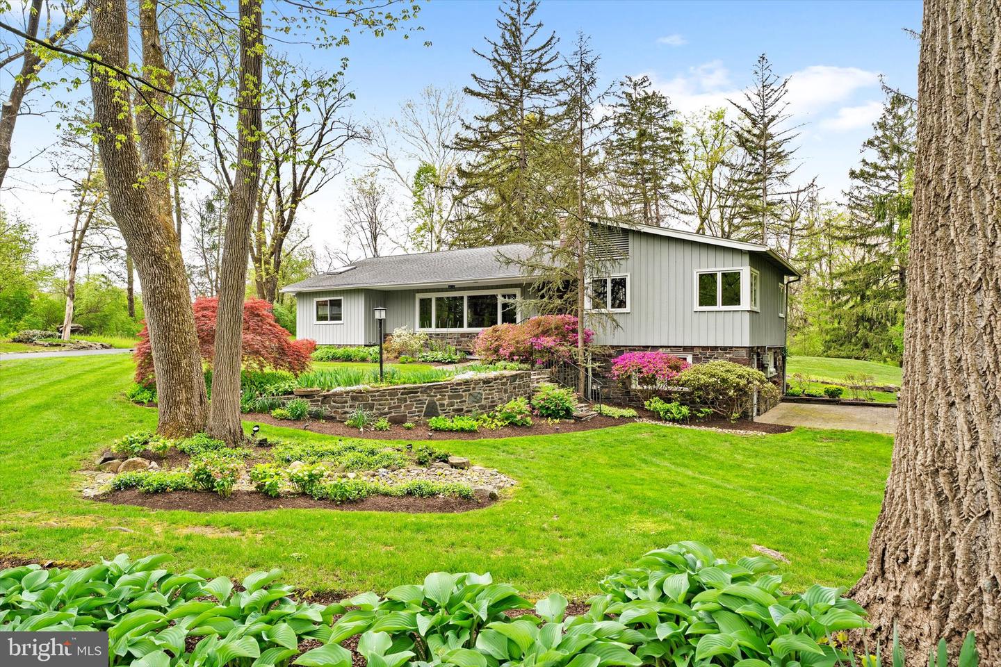6783 Chapel Road, New Hope