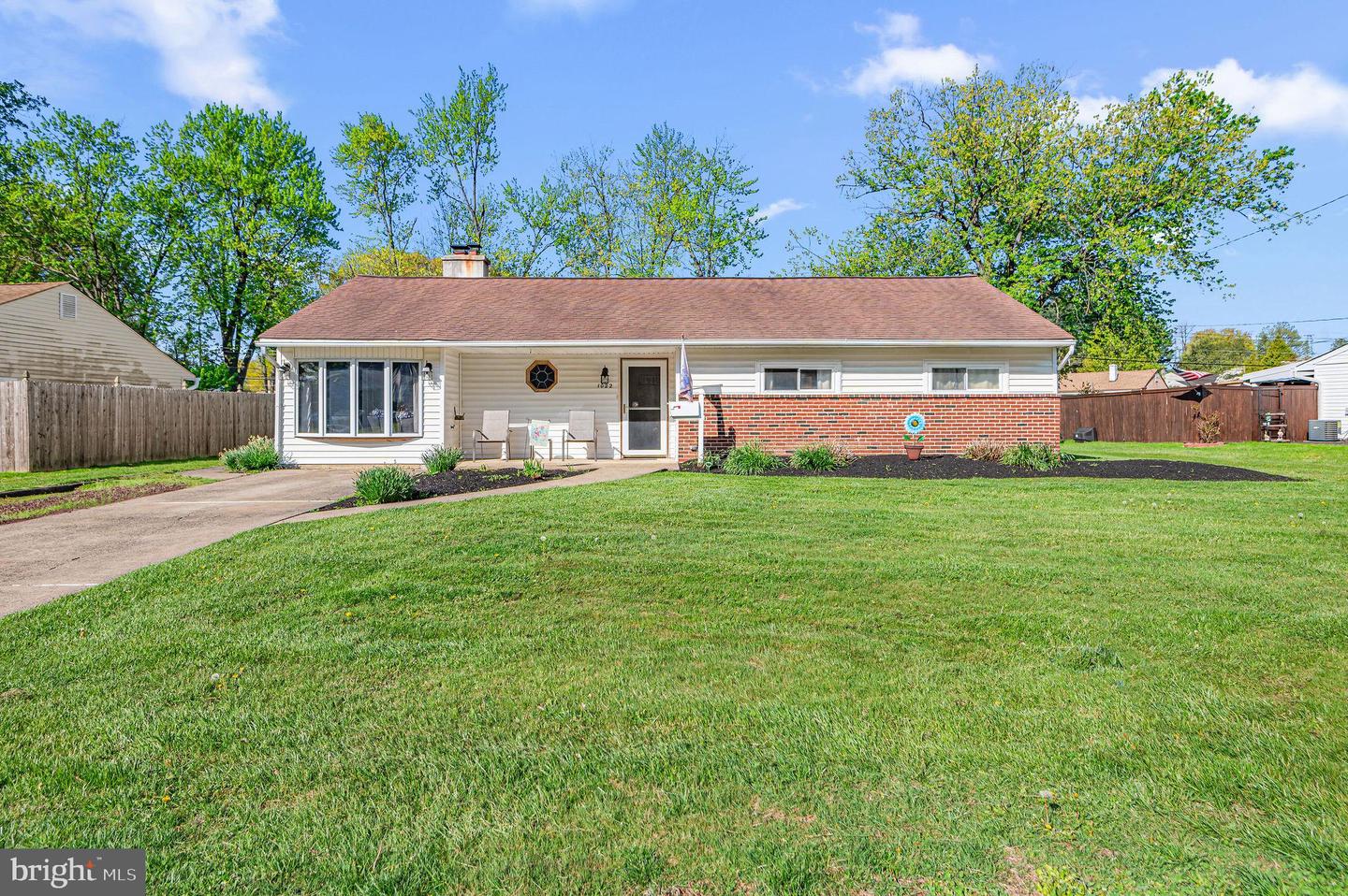 1022 Rozel Avenue, Southampton