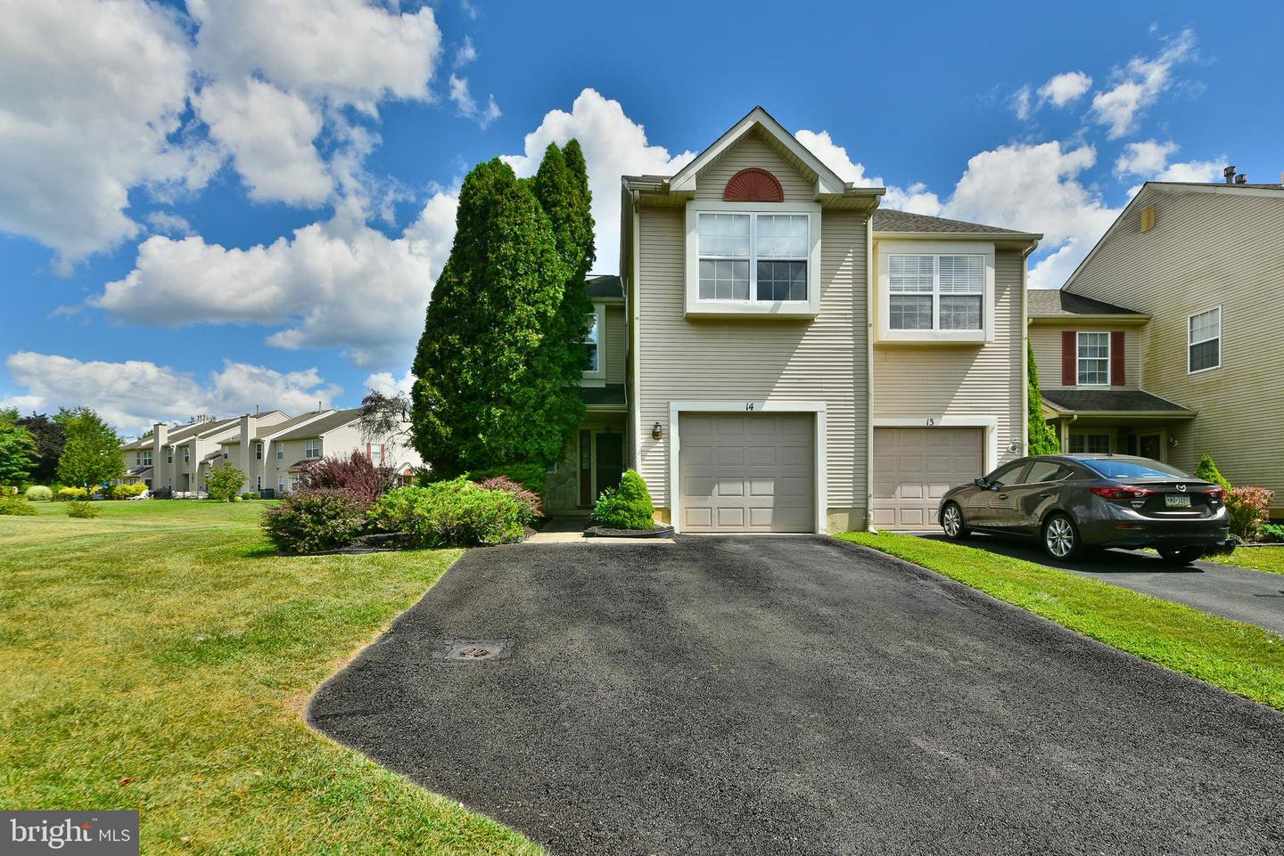 14 Nutmeg Place, Newtown