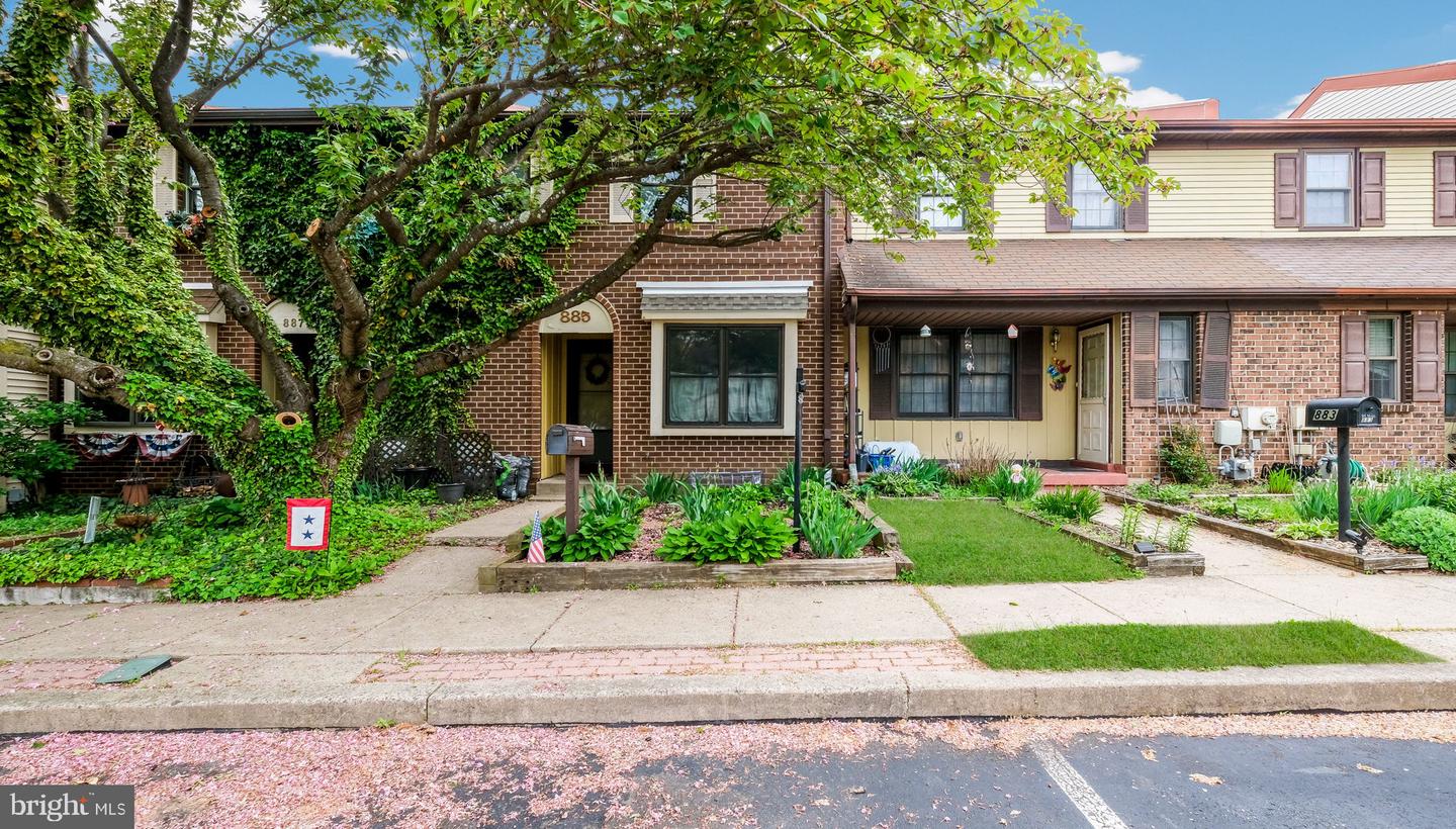 885 Andover Place, Warminster
