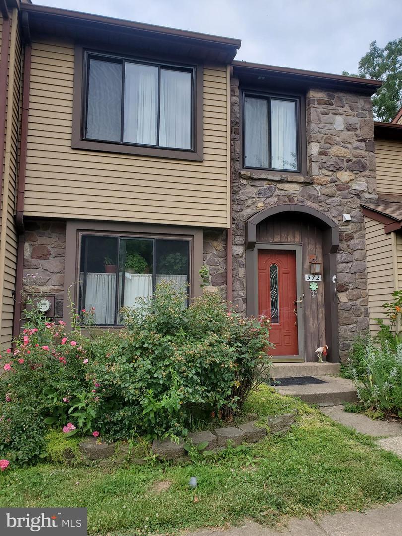 572 Atwood Court