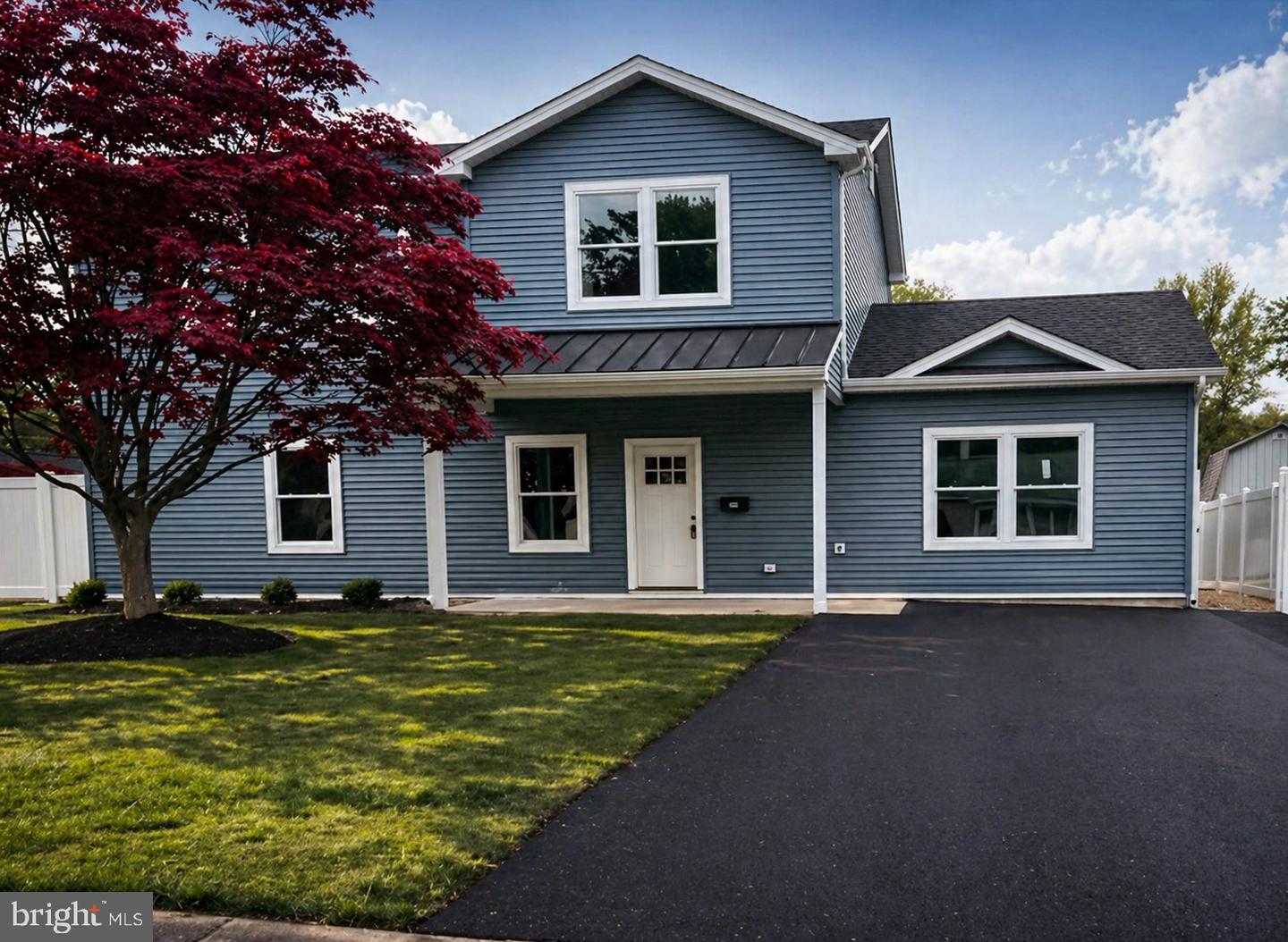 214 Wyandotte Road, Fairless Hills