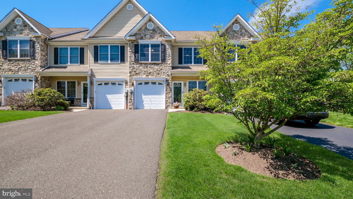 23 Woodspring Circle, Sellersville
