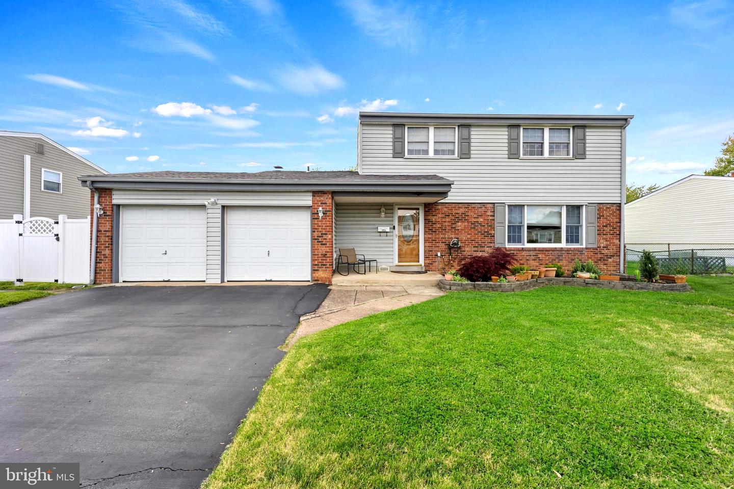 1522 Hampton Road, Bensalem
