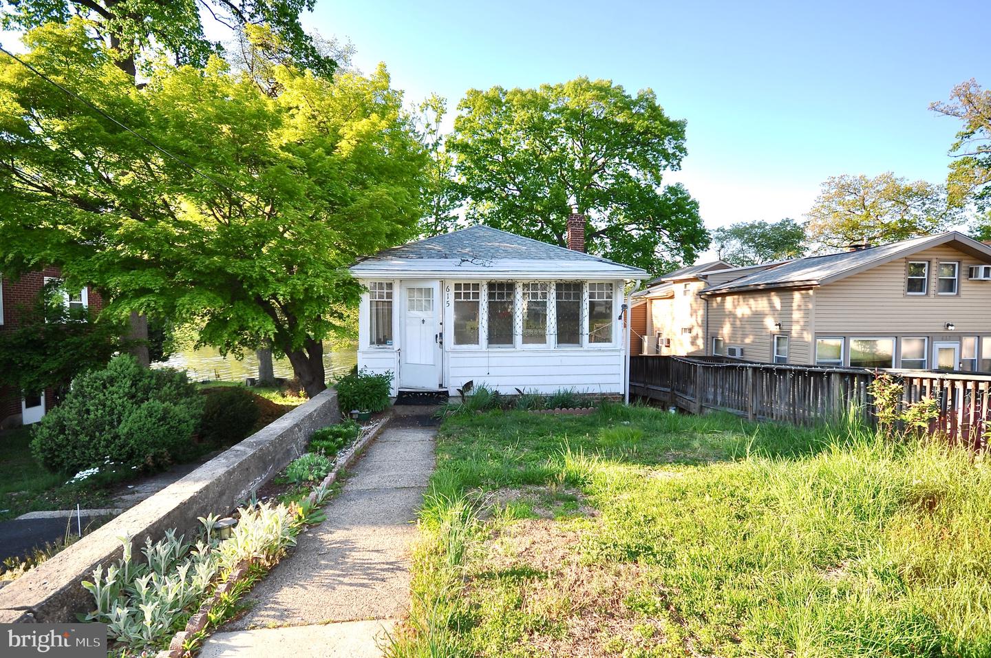 615 Neshaminy, Croydon