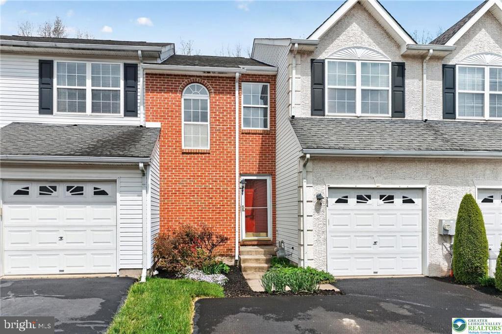 204 Hampshire Drive, Sellersville