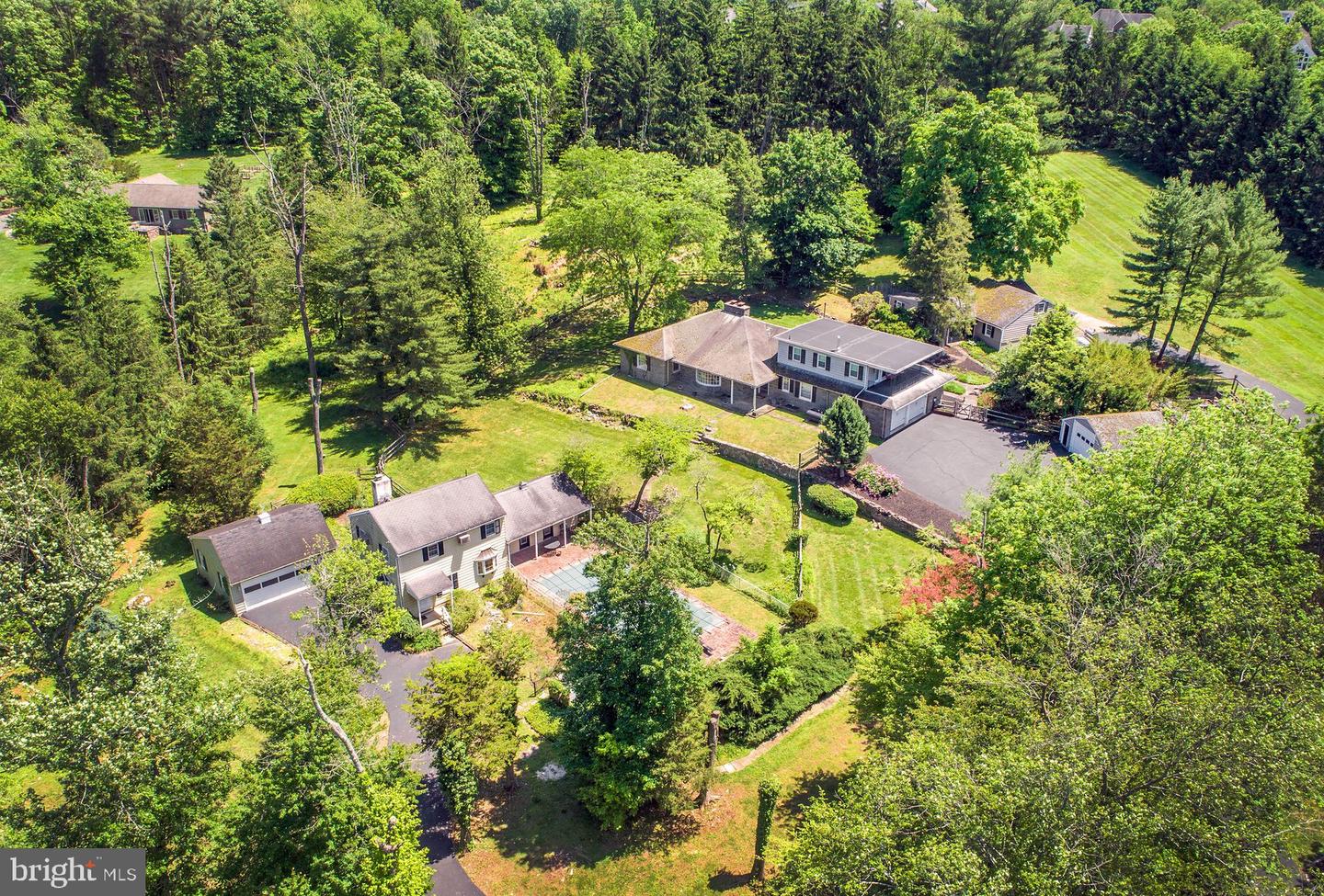 2349 Valley Road