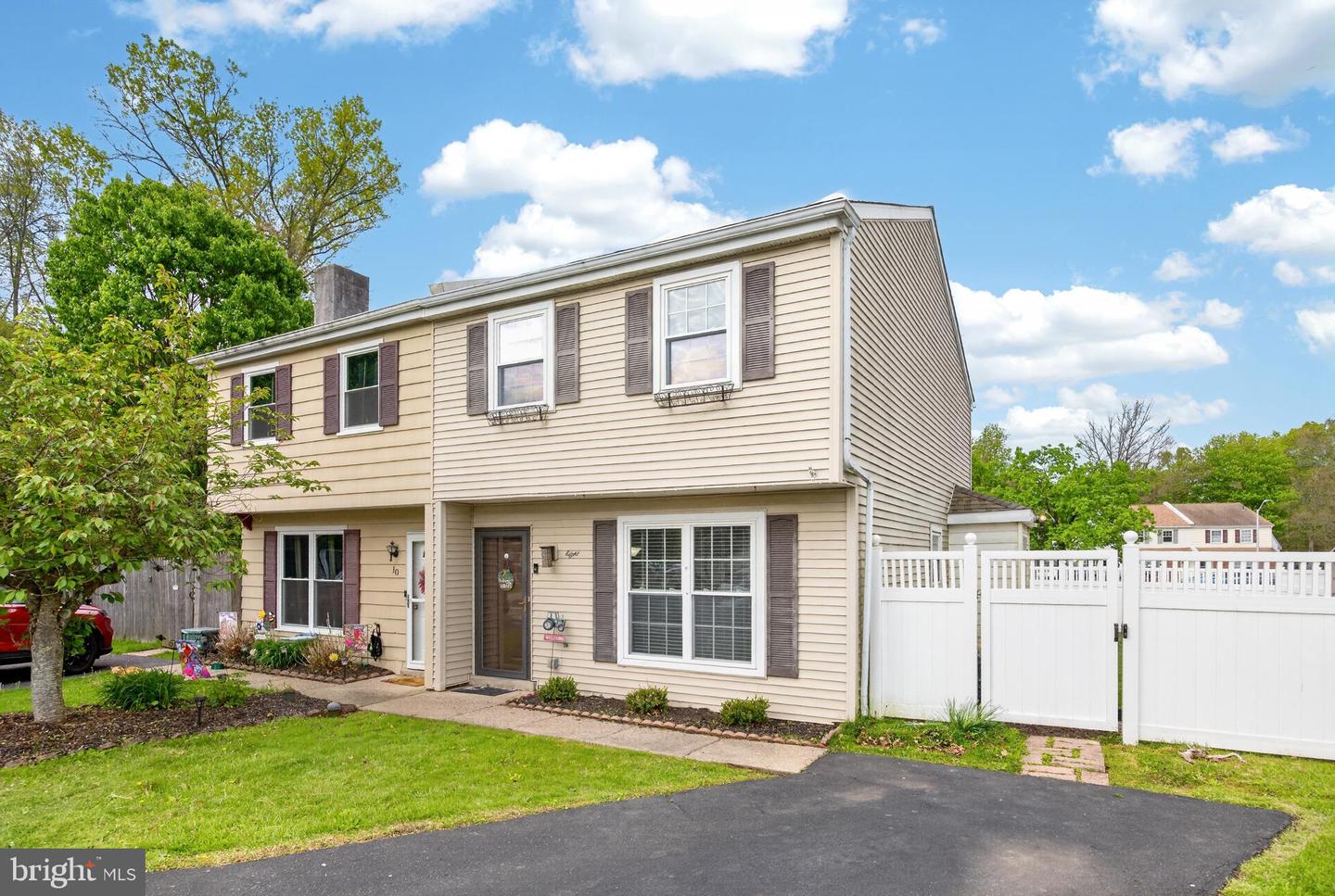 8 Elwood Court, Quakertown