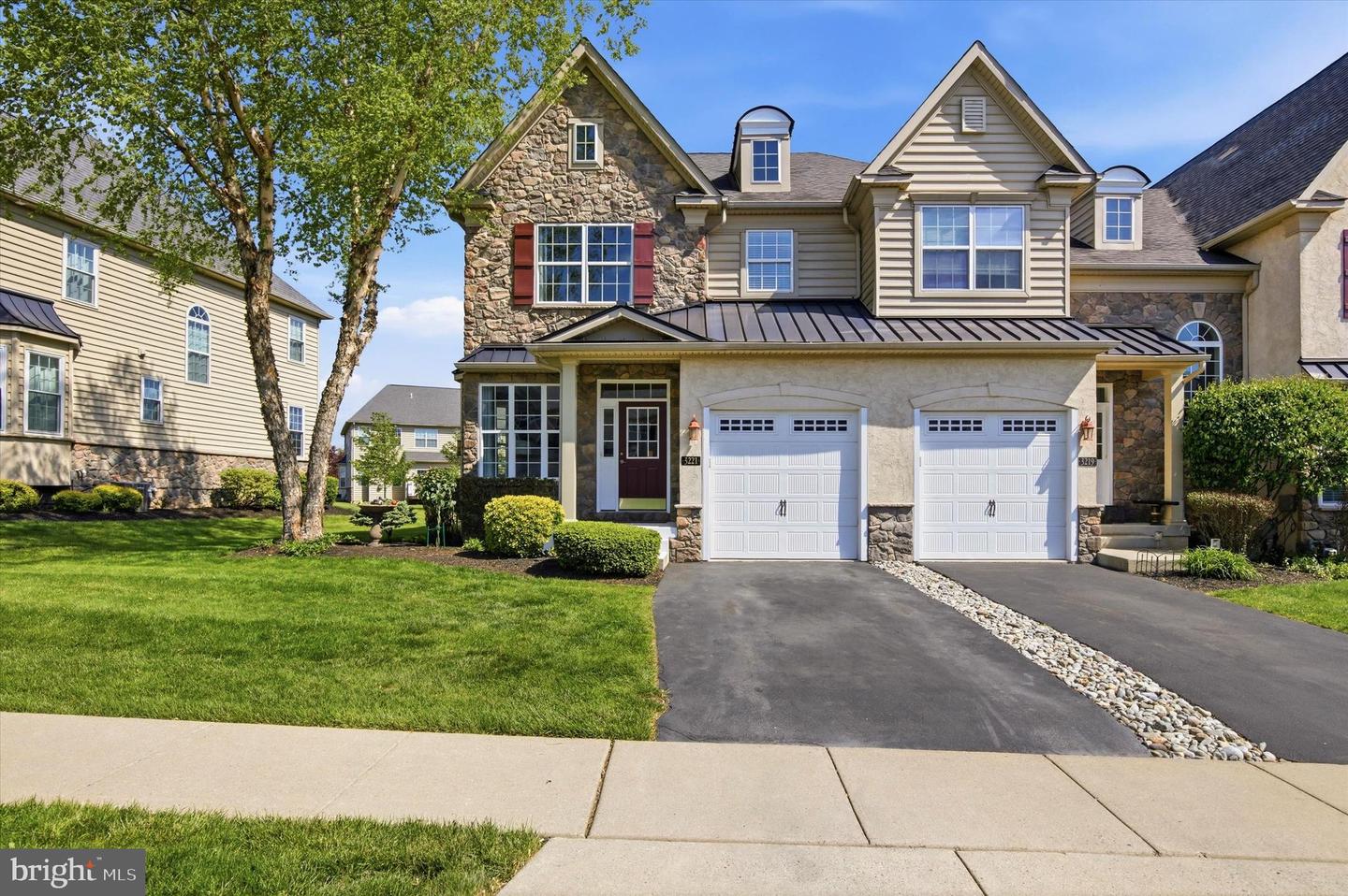 3221 Whisper Lane, Furlong