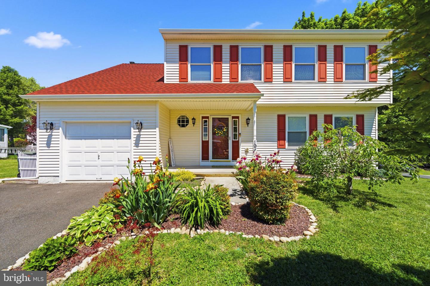1942 Oakford Avenue, Feasterville Trevose