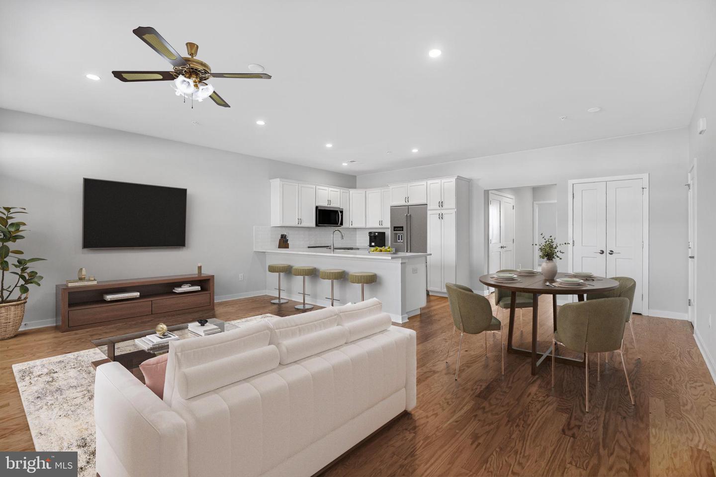 30 Ivy Lane #81