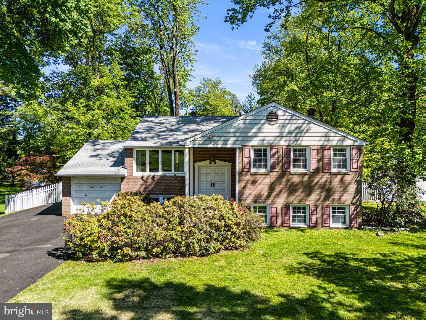 44 Hickory Drive, Churchville
