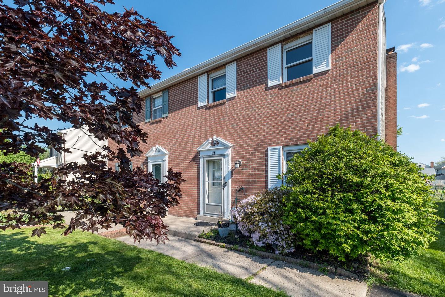 207 Hickory Drive, Quakertown