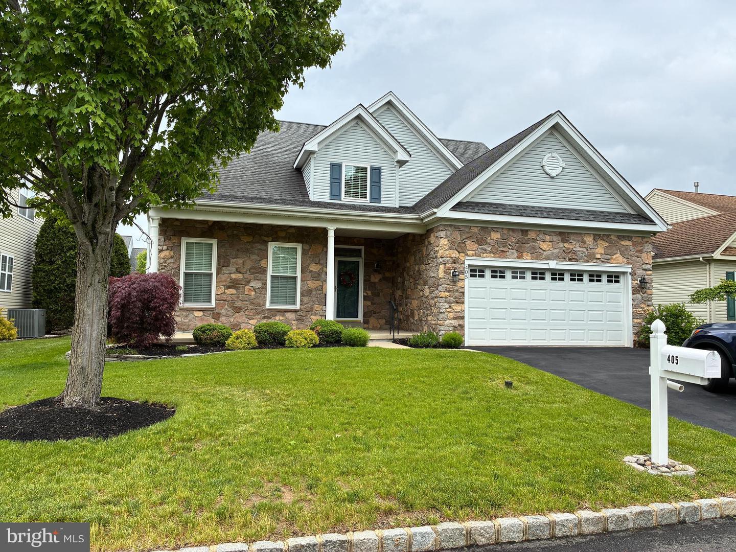 405 Homestead Circle, Warrington