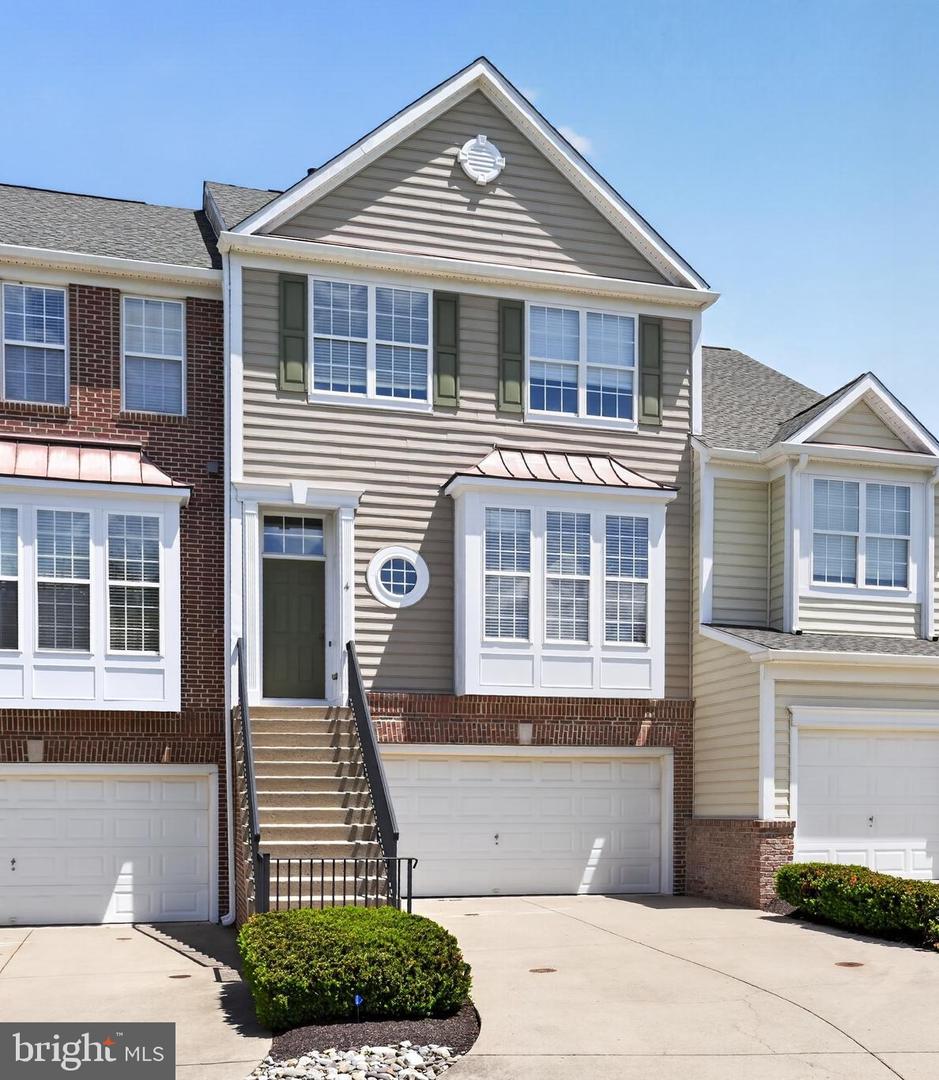 4 Addison Court