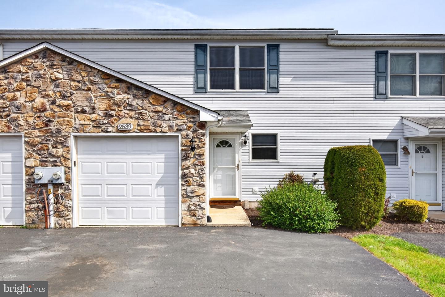 2539 Sanibel Court