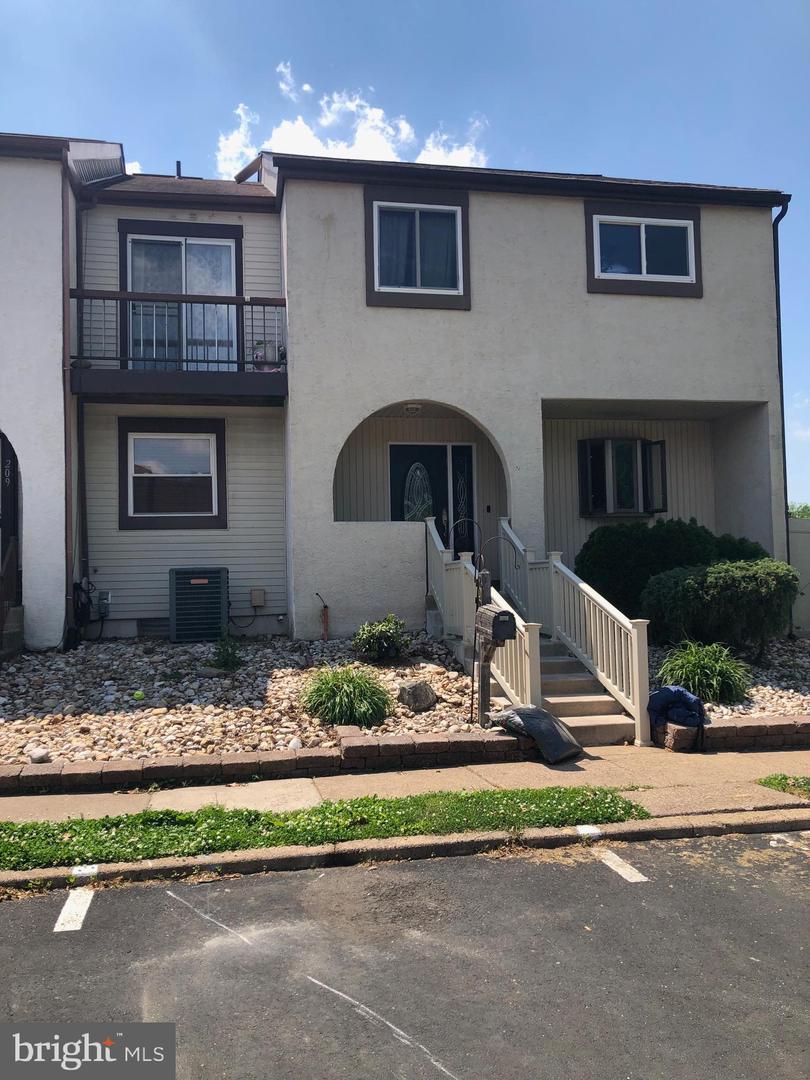 208 Bradley Court