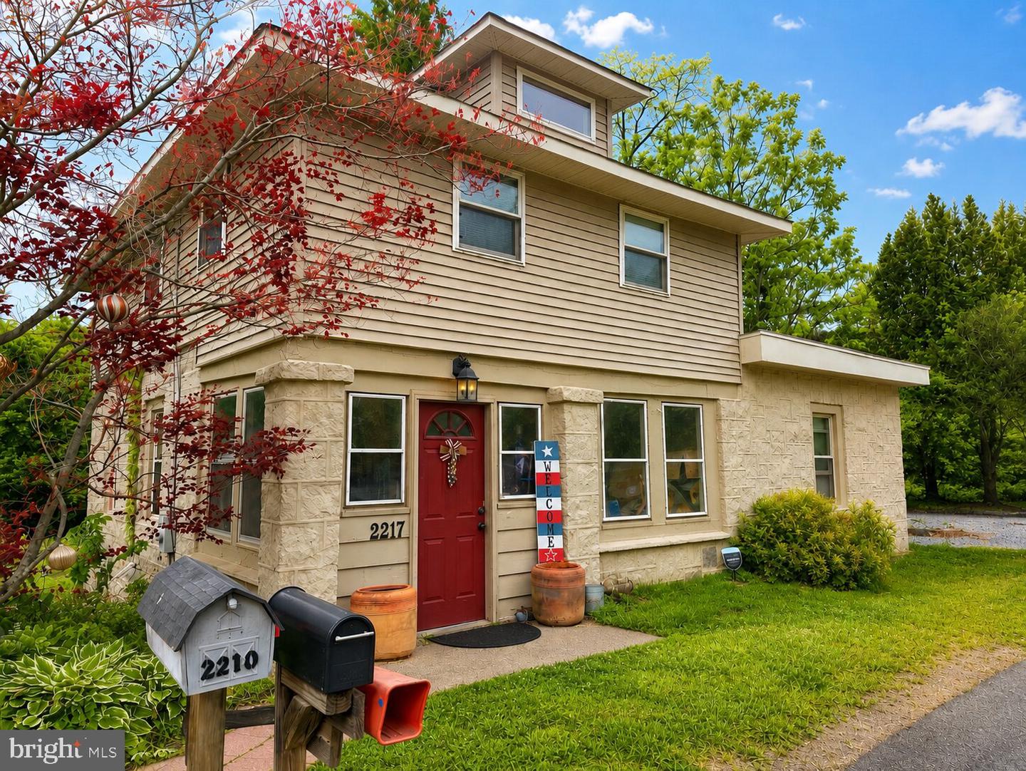 2217 N Rockhill Road