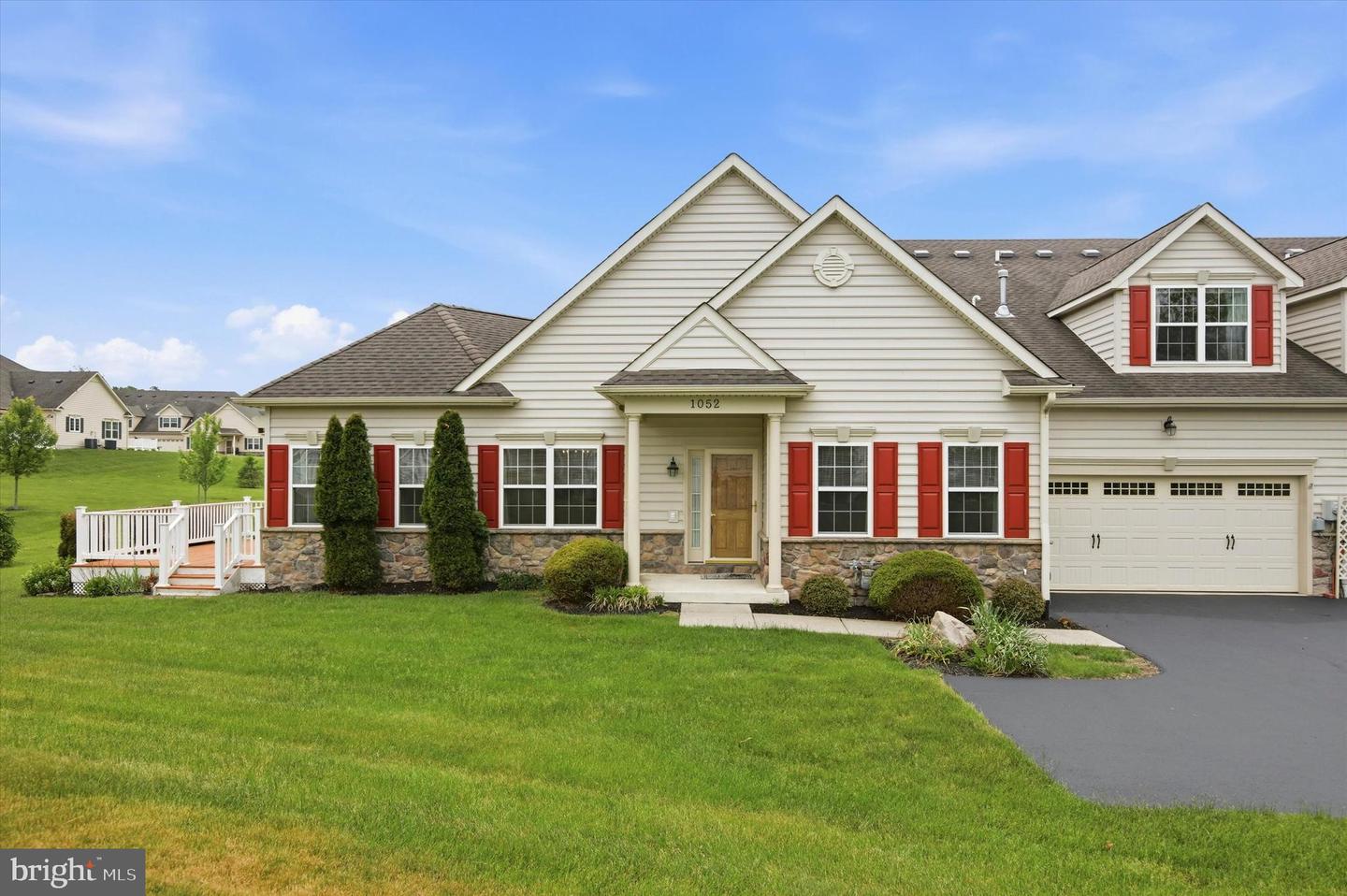 1052 Arbour Lane