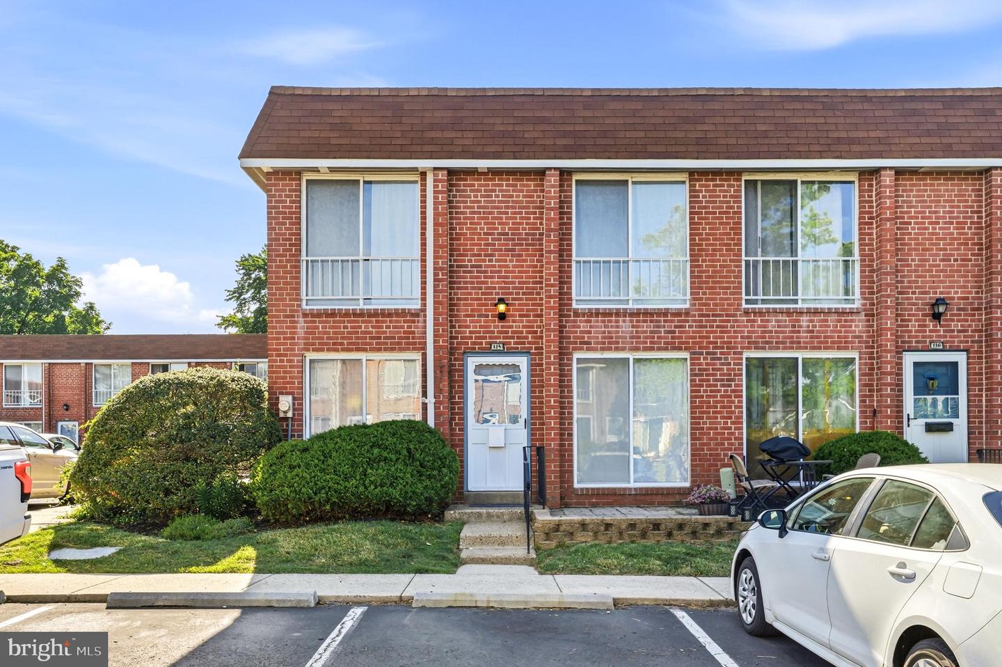 114 Lexington Court, Warminster