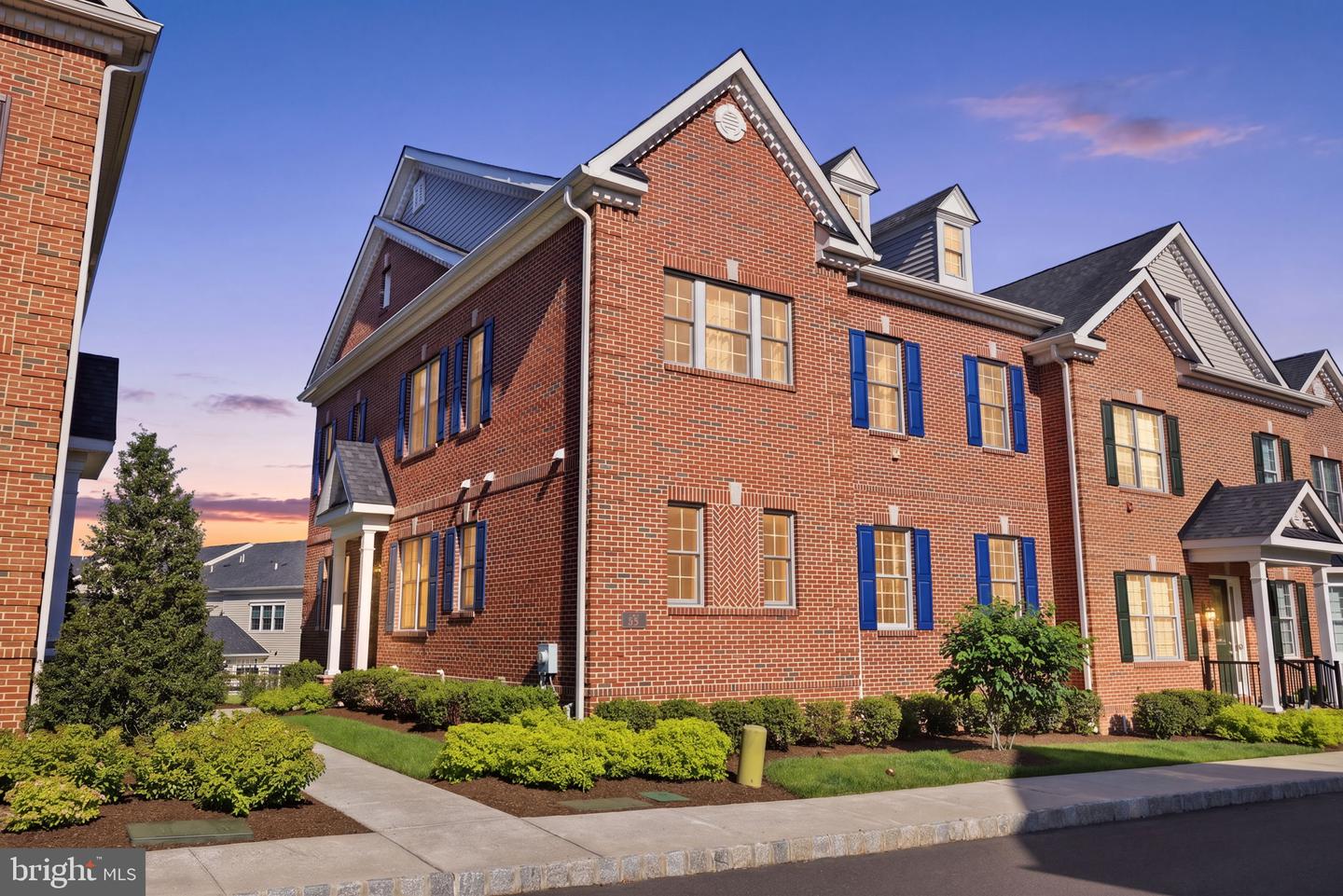 75 Creekview Lane, Yardley