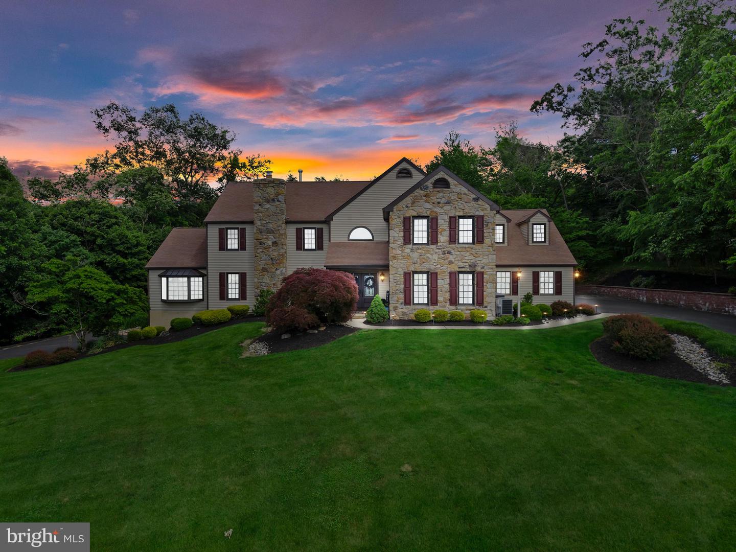 500 Deerfield Lane