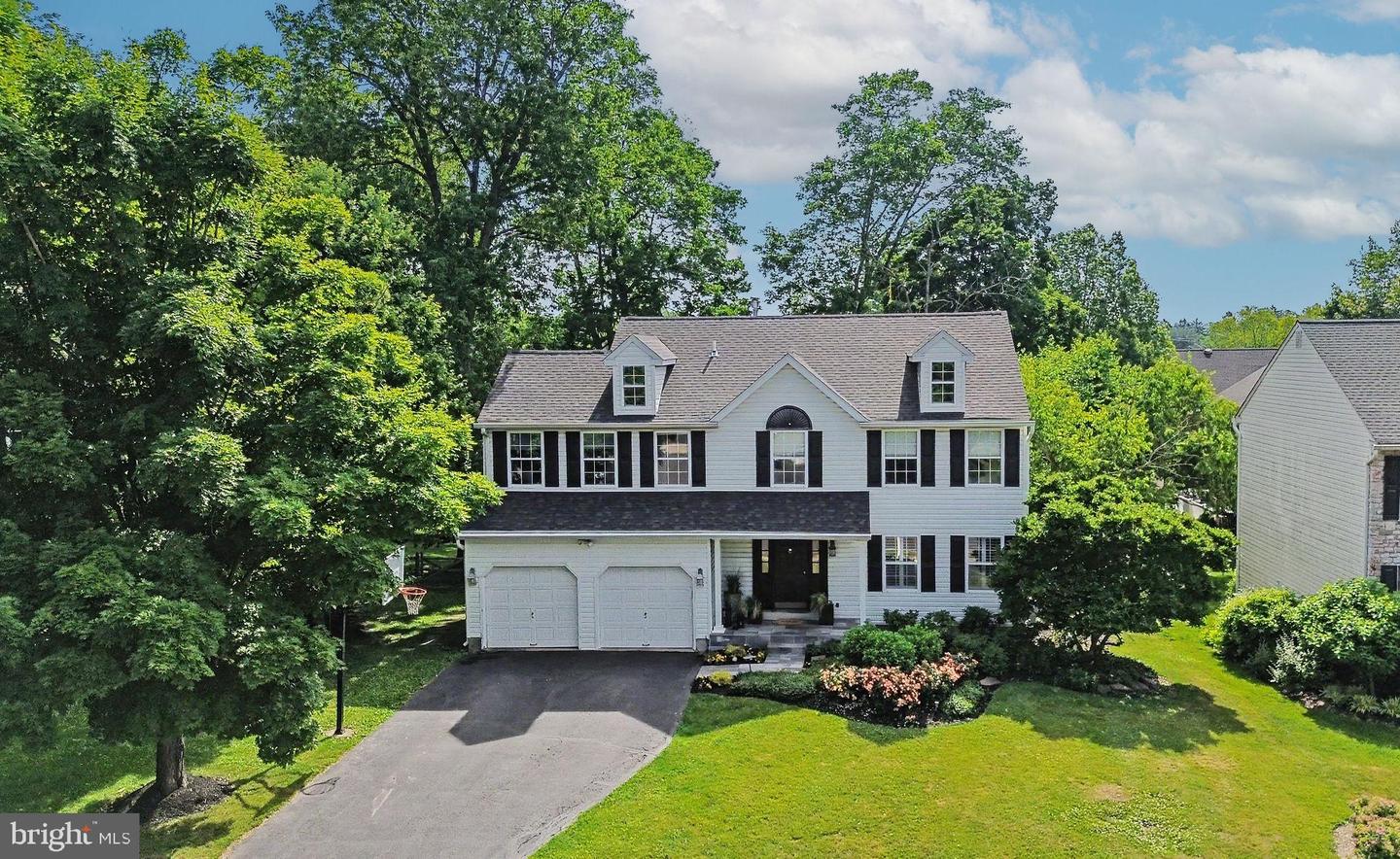 202 Woodspring Circle