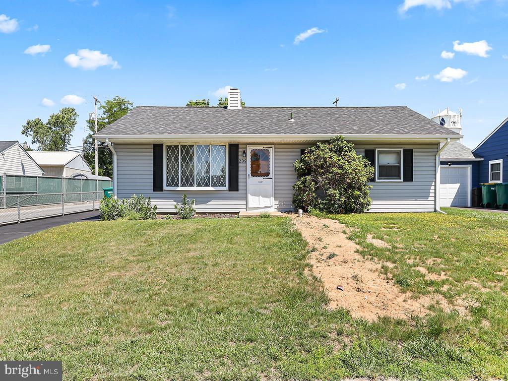 209 Austin Drive, Fairless Hills