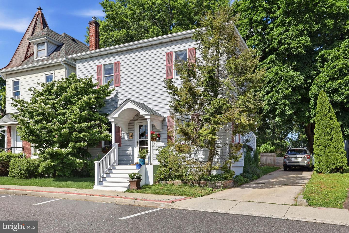 509 W Walnut Street